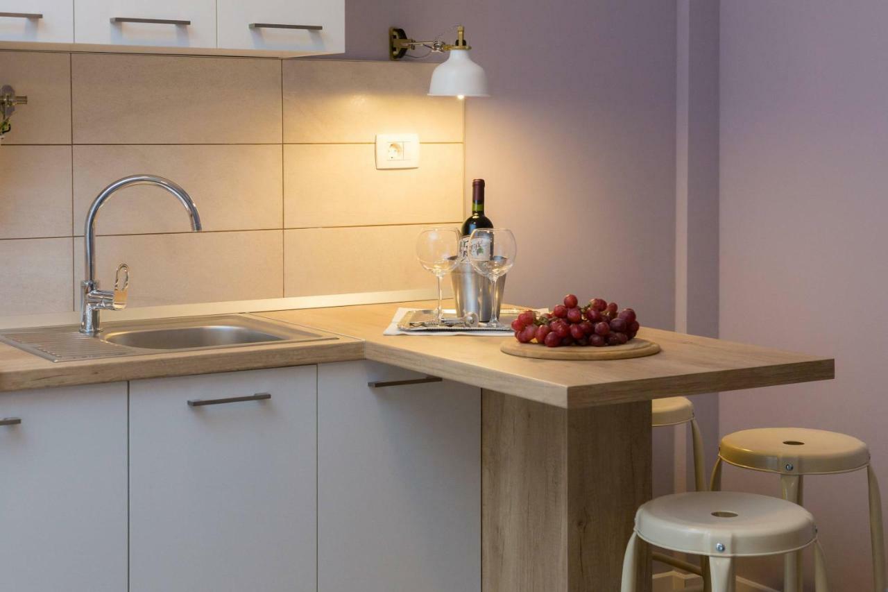 Zlatin Dvor - Apartments For 3, Terrace, Trogir Center, Beach At 5-Min, Bike Friendly 외부 사진
